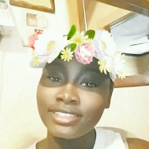 Meet your Posher, Kori